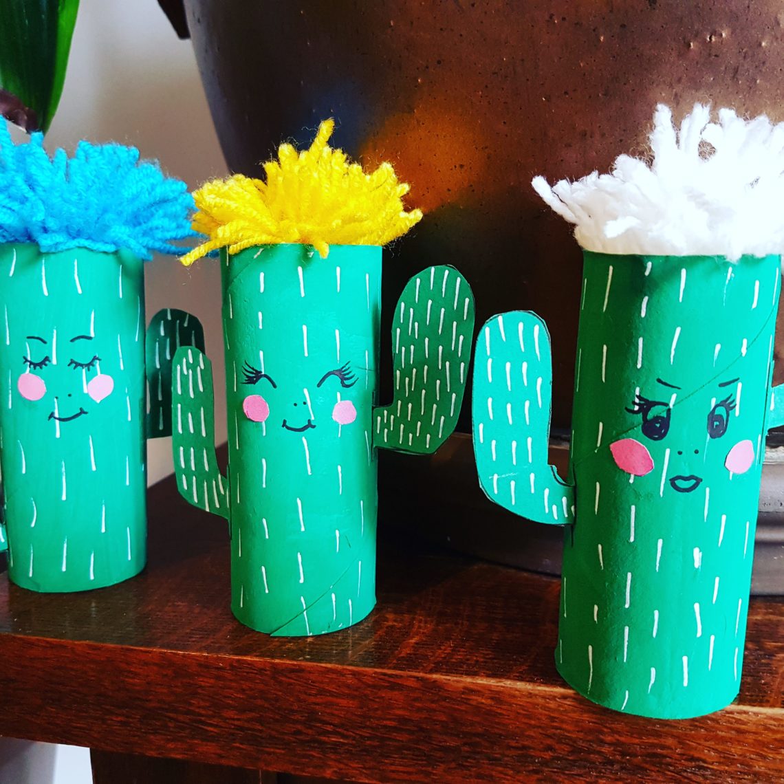 Réalisation de cactus avec des rouleaux de papier toilette